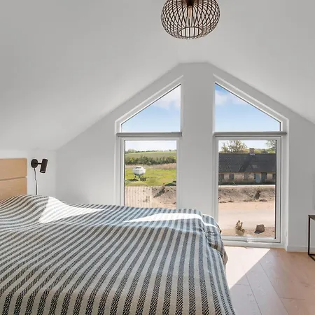 Havnehusene, Lejl, 44